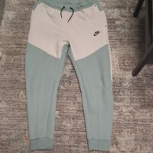 Nike Tech Boy Youth Joggers - Cream and Seafoam Green